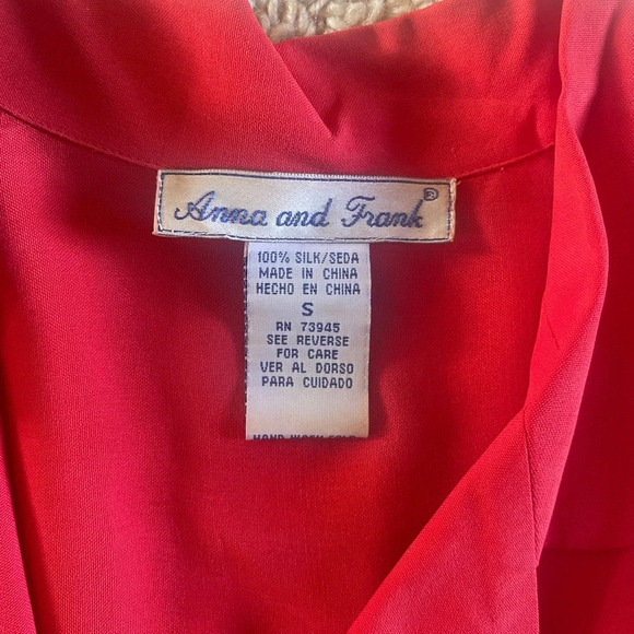Vintage anna and frank 100% silk blouse Red Button long sleeve womens sz small - Picture 3 of 5